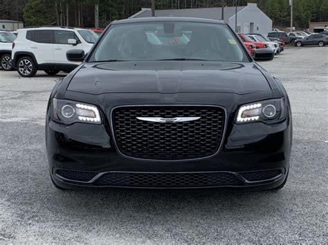 Pre Owned 2019 Chrysler 300 Touring 4dr Car In Carrollton 19537b