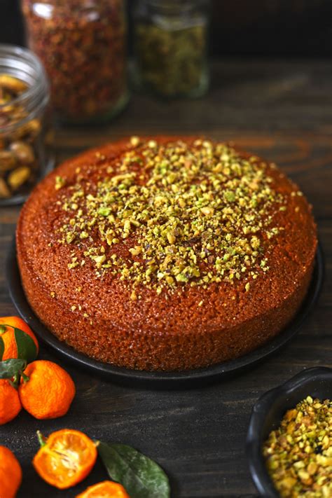 A delicious coconut, yogurt and semolina/farina cake that gets sprinkled with nuts and drizzled with syrup to put the you need to wait for it maha to cool down, anyways it will still taste very good even if it crumbled. Do You Need To Put Syrup Kn Semolina Cake / Basbousa Baked ...