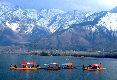Scenic Beauty Of India Amazing Valley Of Kashmir Amazing Scenic