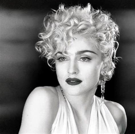 Strike A Pose With Madonna Madonna Vogue Madonna Photos Madonna