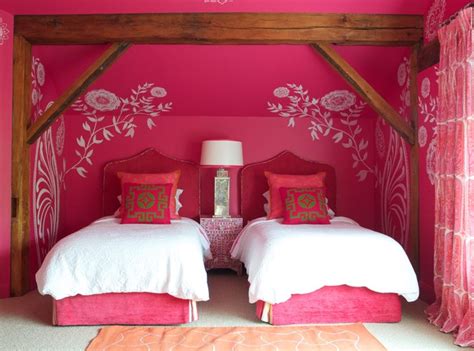 As they just love and adore barbie, they like to have their clothes and shoes all in pink. Pretty Pink Bedroom Ideas for Girls' Room ~ HouseBeauty