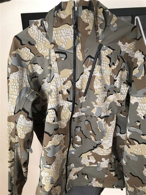 Kuiu Axis Jacket In New Valo Camo Review Hunting Gear Deals