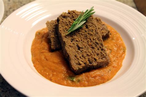 Spinach turkey meatloaf low fat low calories. Serena's Medium Rare: Healthy Meatloaf & Low Fat Tomato Sauce