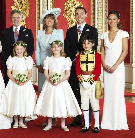 See Kate Middleton And Prince Williams Official Wedding Portraits