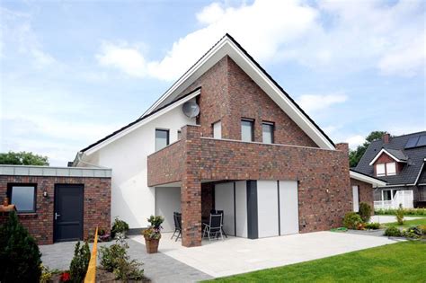 Unser hanse haus fertighaus mit pultdach besticht durch zwei vollgeschosse für mehr flexibilität sowie durch viel licht im obergeschoss. Wohnhaus Pultdach - rs quadrat | Wohnhaus, Pultdach, Haus