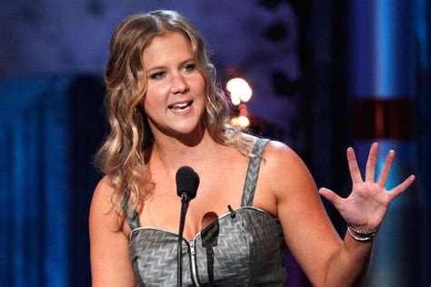 Amy Schumer Responds To The Fat Shamers With Swimsuit Photo My