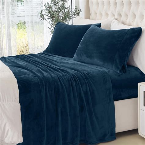 Elegant Comfort Luxuriously Soft 4 Piece Velvet Plush Flannel Sheet Set