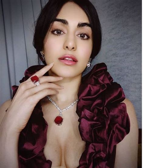 Sexy Adah Sharma Shares This Very Sensuous Picture Amidst Lockdown The State