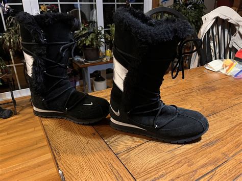 Nike Faux Fir Trim Suede Snow Boots Black Silver 311959 002 Size Us 8 5 Ebay