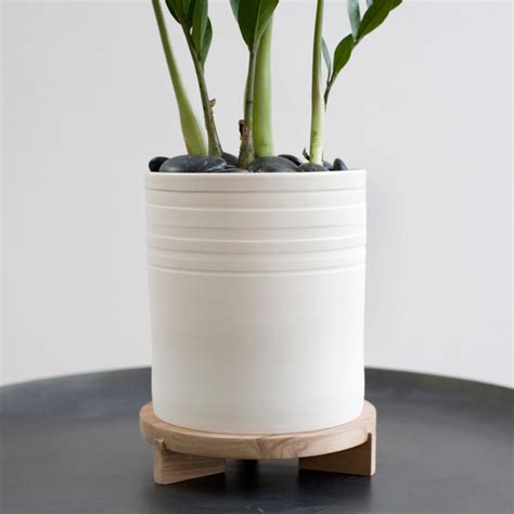 Striped Planter Tripod Stand Modern Indoor Pots And