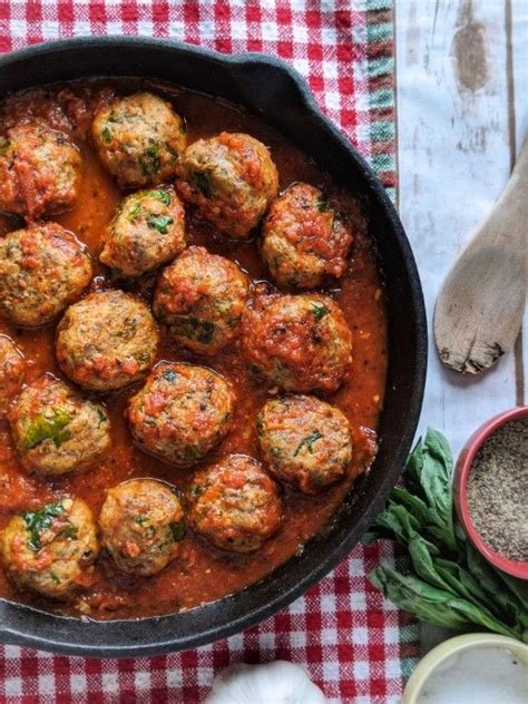 Try our indulgent italian bake with juicy beef meatballs in passata sauce and a melting mozzarella topping. Baked Italian Meatballs (Keto, Paleo & Whole30) | Recipe ...