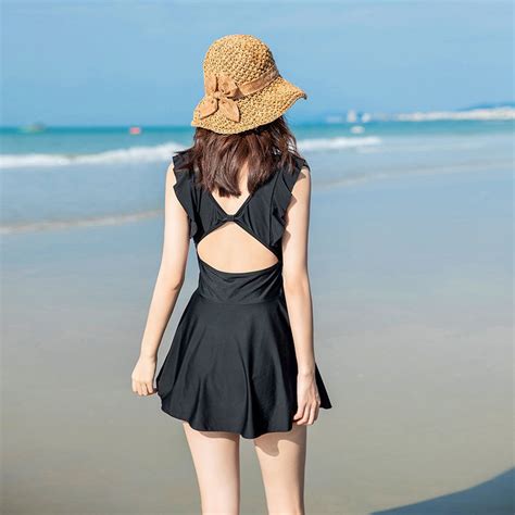 2022 The New Swimsuit Conservative Solid Color Sexy One Piece Skirt Bikini Covering Flesh
