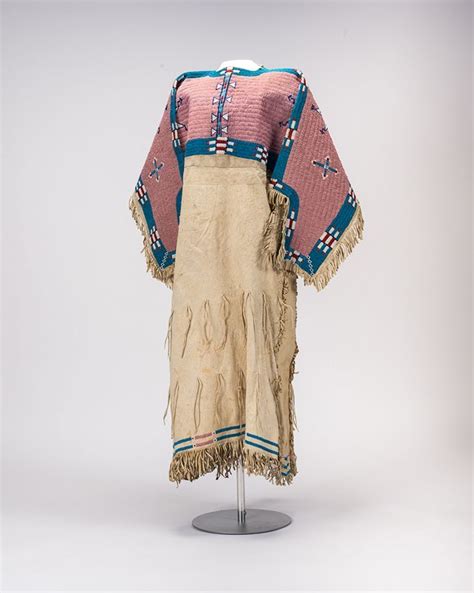 lakota sioux ceremonial robe late 19th century pomona college native american clothing