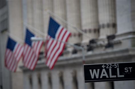 Why Wall Street Banks May Still Be Too Big To Fail Politico