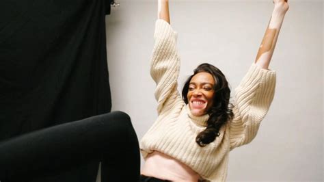 Winnie Harlow Is The Newest Rookie In Si Swimsuit 2019 Swimsuit