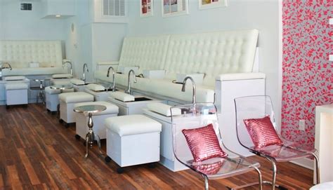 Lacquer Lounge Nail Salons Got A New Rittenhouse Location—and Some