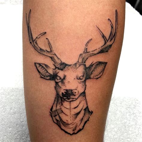 Here again, it's their antlers that point to this aspect. 23 Best Stag Head Tattoo Designs and Ideas | PetPress