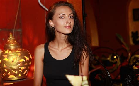 Long Haired Anna Sbitnaya Slim Brunette Ukrainian Model Girl Wallpapers