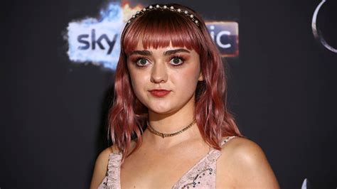 Maisie Williams Hated Herself Because Of Social Media And Its Awful