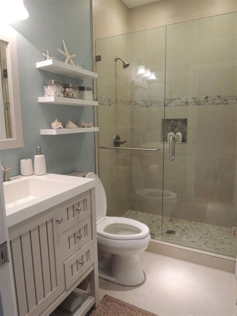 Just don't go over board (ha ha). 23 Stunning Beach Style bathroom design Ideas | Interior ...