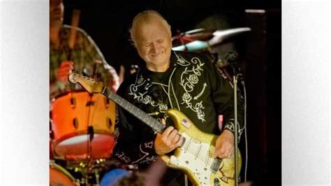 Dick Dale King Of The Surf Guitar Dead At 81 977