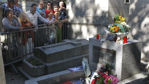 Paris cemetery on moving Morrison grave: No way