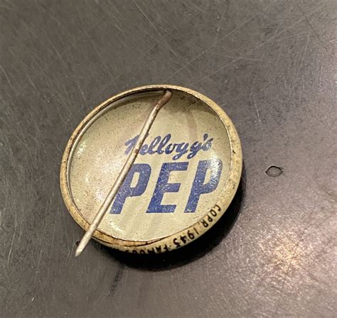 dick tracy pep pin pinback button kellogg s cereal 1945 famous artists ebay