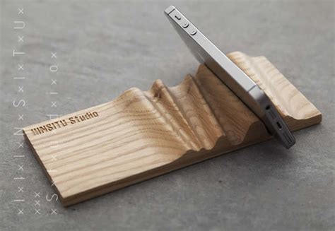 Portable Concrete And Wooden Cell Phone Holder Feelt