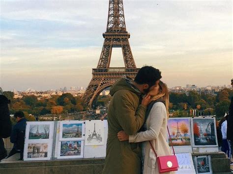 woman goes viral for ‘romantic picture kissing stranger by the eiffel tower express and star