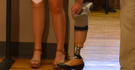 Boston Marathon Victim Donates Prosthetic Leg To Amputee