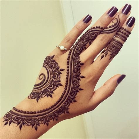 35 Incredible Henna Tattoo Design Inspirations → 👸 Beauty