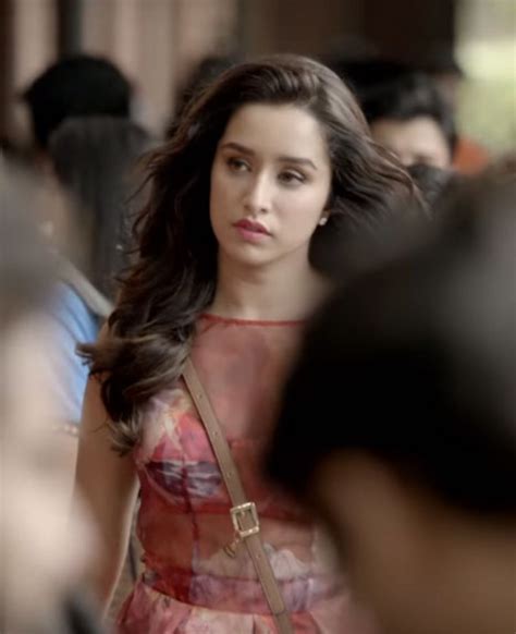 Shraddha Kapoor Half Girlfriend Movie Stills 19 Half Girlfriend On Rediff Pages