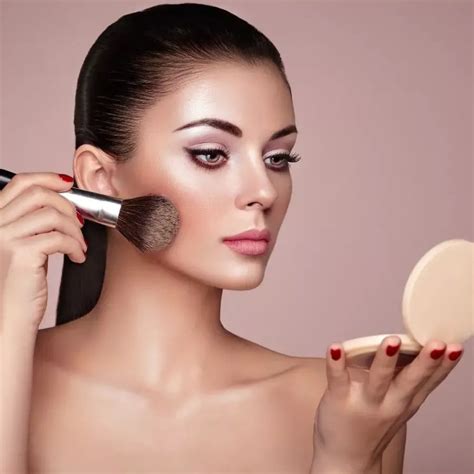 Where To Apply Highlighter On The Face Where To Apply Highlighter Best Highlighter Powder