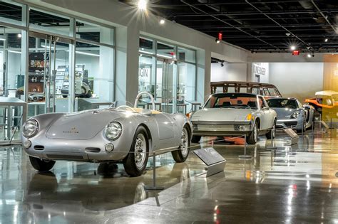 Take A Virtual Tour Of The Petersen Automotive Museum Carbuzz