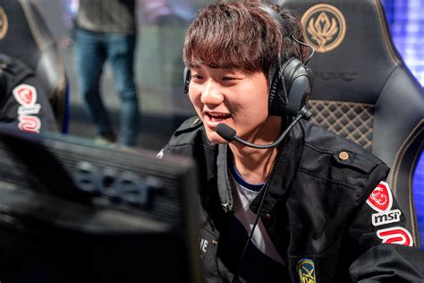 Tsm Signs Swordart To 6m Two Year Deal It Would Be A Travesty If We