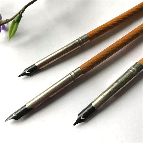 Vintage Turned Wood Spiral Calligraphy Dip Pen Natural Color