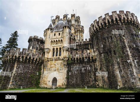 Butrón Castle In Gatica Basque Country In Spain Stock Photo Alamy