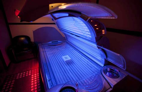 Minors To Be Banned From Tanning Salons Winnipeg Free Press
