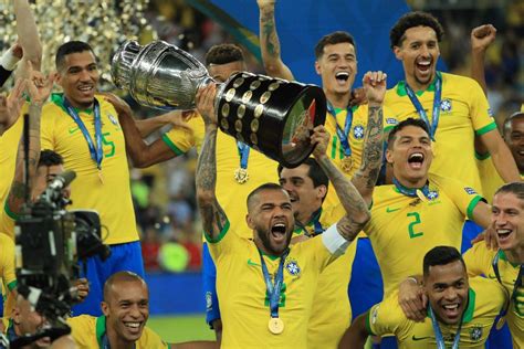 Berikut ini jadwal pertandingan copa america 2021 hari ini, sabtu (03/07/21), di mana ada dua laga perempat final, uruguay vs kolombia dan jadwal copa america 2021 hari ini: Copa America također 2021. godine! - SportSport.ba