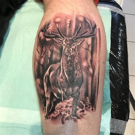 15 Stunning Deer Tattoo Designs Entertainmentmesh