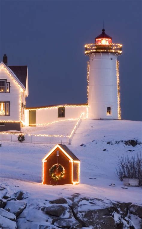 Lighthouse Christmas Lighthouse Pictures Harbor Lights Beautiful