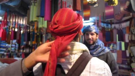 How To Tie A Mens Headscarf Fes Morocco Youtube