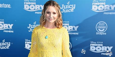 7th Heaven Alum Beverley Mitchell Reveals She Miscarried Twins My