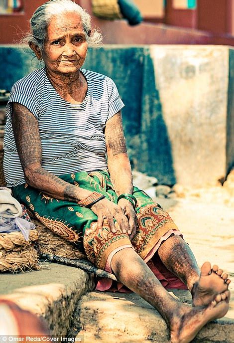 Tharu Women Tattooed Themselves To Avoid Sex Slave Life Daily Mail Online