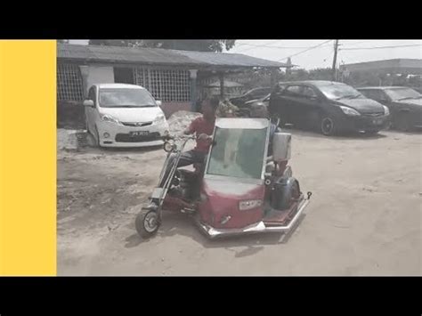 Teknologi tuas persneling tangan disematkan pada motor dengan daya angkut 250kg ini sangat memudahkan. Motor F1 Roda Tiga Pertama Di Dunia - YouTube