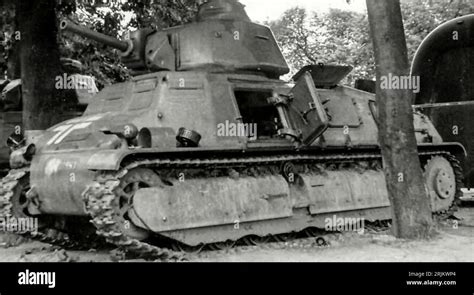 World War Ii France Tanks Somua S 35 Somua S35 With Balkenkreuz