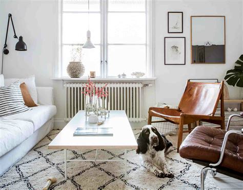 How To Decorate Small Living Room Spaces