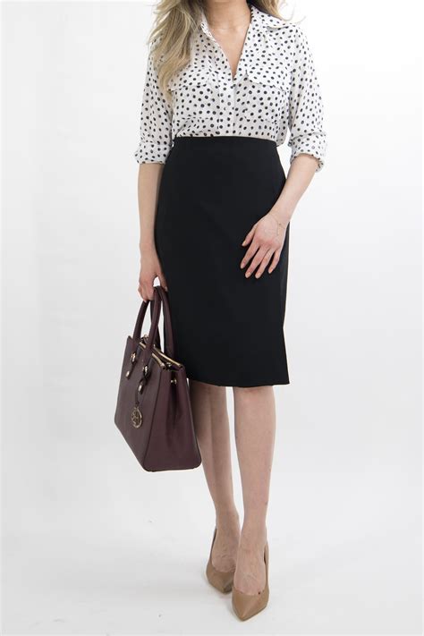 1 Month Of Business Casual Work Outfit Ideas For Women Business