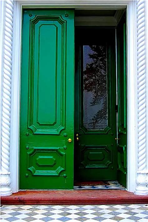Colorful Front Doors That Shows What It Means To Make An Entrance
