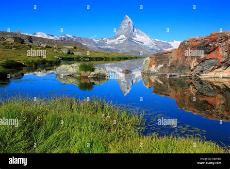 Matterhorn And Stellisee Hi Res Stock Photography And Images Alamy